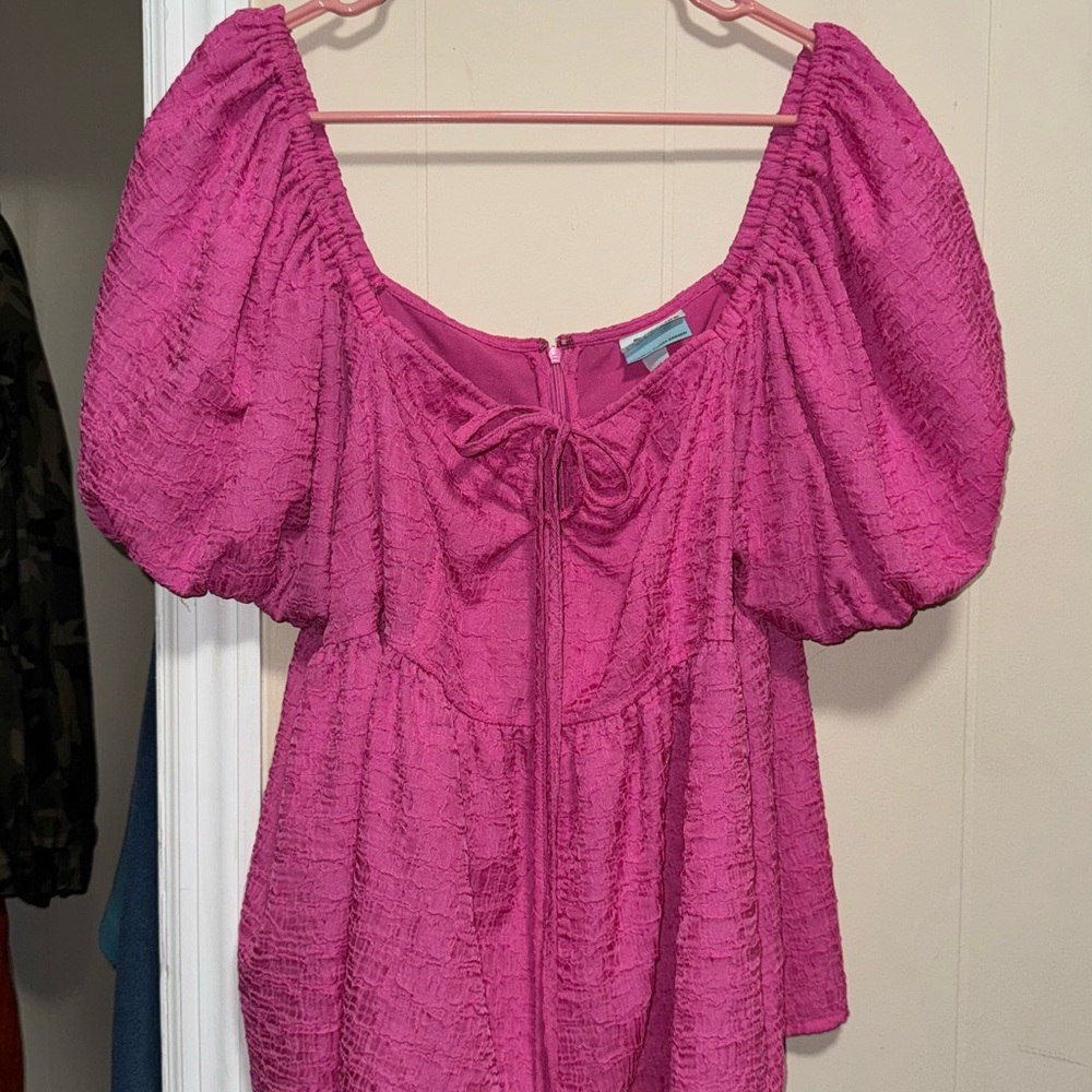 Chic Fuchsia Women's Blouse